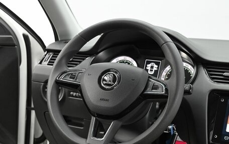 Skoda Octavia, 2020 год, 1 565 000 рублей, 9 фотография