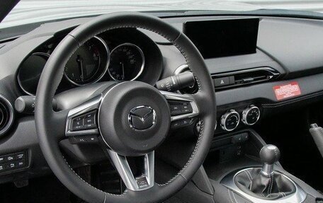 Mazda MX-5, 2023 год, 3 330 000 рублей, 9 фотография