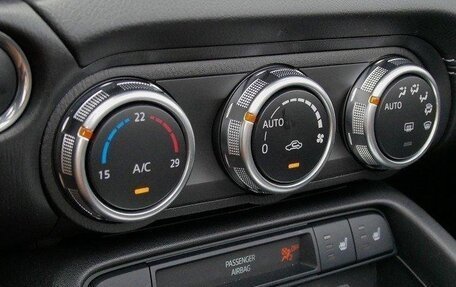 Mazda MX-5, 2023 год, 3 330 000 рублей, 18 фотография