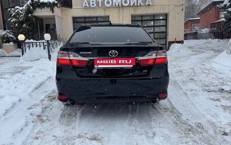 Toyota Camry, 2017 год, 3 200 000 рублей, 3 фотография