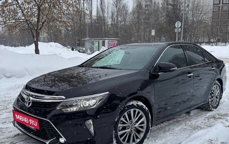 Toyota Camry, 2017 год, 3 200 000 рублей, 6 фотография