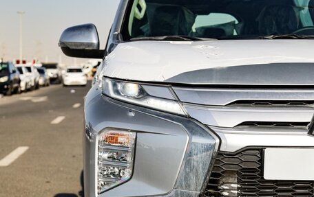 Mitsubishi Pajero Sport III рестайлинг, 2025 год, 4 250 000 рублей, 3 фотография