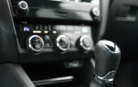 Skoda Octavia, 2018 год, 1 318 000 рублей, 27 фотография