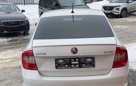 Skoda Rapid I, 2015 год, 1 144 000 рублей, 3 фотография