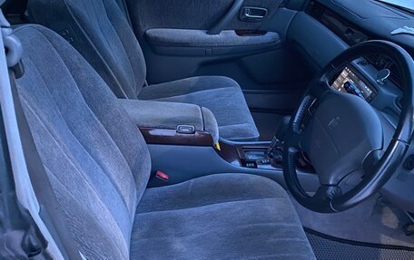 Toyota Crown Majesta, 1999 год, 1 200 000 рублей, 10 фотография