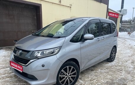 Honda Freed II, 2017 год, 1 700 000 рублей, 1 фотография