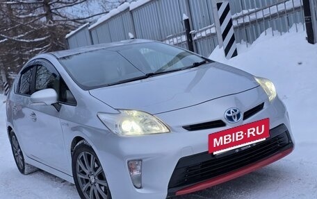 Toyota Prius, 2014 год, 1 199 000 рублей, 2 фотография
