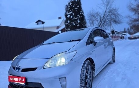 Toyota Prius, 2014 год, 1 199 000 рублей, 9 фотография