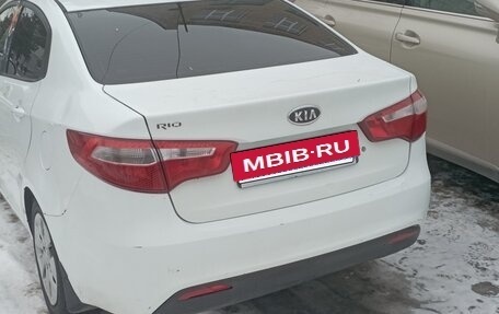 KIA Rio III рестайлинг, 2012 год, 800 000 рублей, 3 фотография