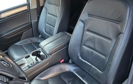 Volkswagen Touareg III, 2013 год, 1 750 000 рублей, 10 фотография