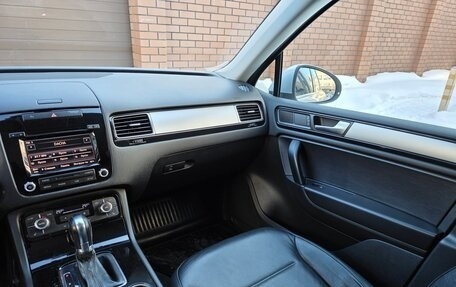 Volkswagen Touareg III, 2013 год, 1 750 000 рублей, 15 фотография