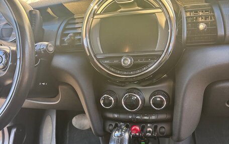 MINI Hatch, 2017 год, 1 476 000 рублей, 7 фотография