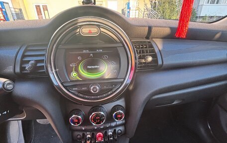 MINI Hatch, 2017 год, 1 476 000 рублей, 12 фотография