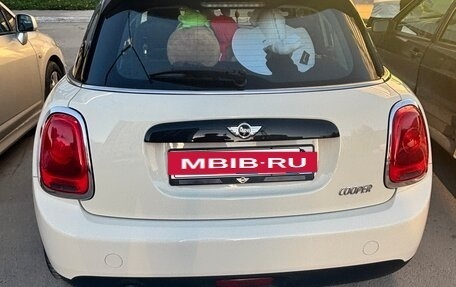 MINI Hatch, 2017 год, 1 476 000 рублей, 4 фотография