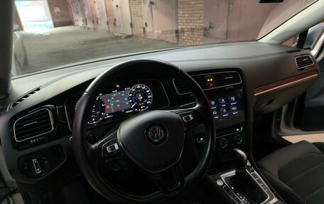 Volkswagen Golf VII, 2018 год, 1 870 000 рублей, 12 фотография