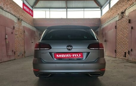 Volkswagen Golf VII, 2018 год, 1 870 000 рублей, 5 фотография