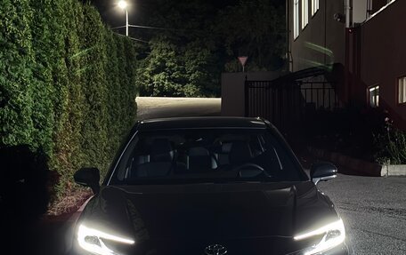 Toyota Camry, 2025 год, 3 950 000 рублей, 3 фотография