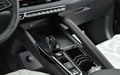 Geely Coolray I, 2024 год, 1 895 000 рублей, 18 фотография