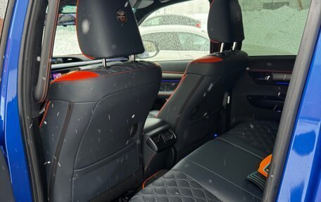 Toyota Hilux VIII, 2021 год, 6 950 000 рублей, 16 фотография