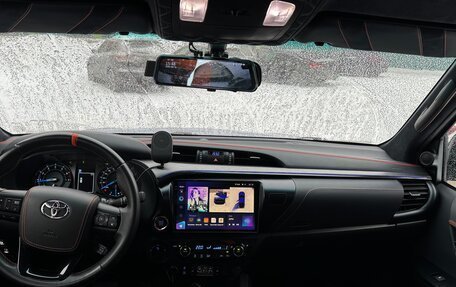 Toyota Hilux VIII, 2021 год, 6 950 000 рублей, 17 фотография
