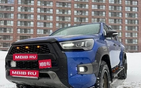 Toyota Hilux VIII, 2021 год, 6 950 000 рублей, 8 фотография