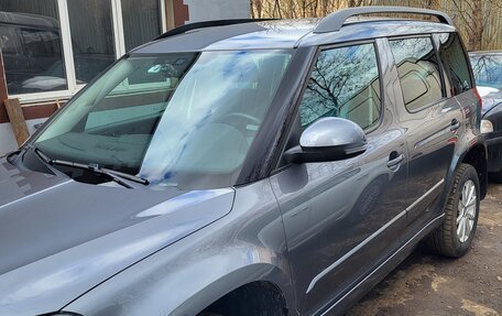 Skoda Yeti I рестайлинг, 2014 год, 1 900 000 рублей, 4 фотография