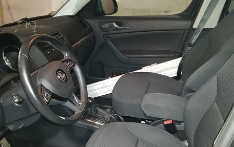 Skoda Yeti I рестайлинг, 2014 год, 1 900 000 рублей, 6 фотография