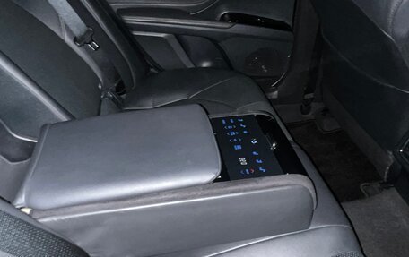 Toyota Camry, 2018 год, 2 600 000 рублей, 13 фотография