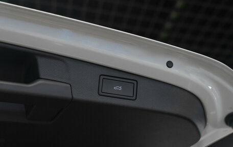 Volkswagen Tiguan, 2025 год, 4 900 000 рублей, 27 фотография