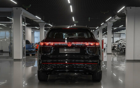 Volkswagen Tiguan, 2025 год, 4 900 000 рублей, 6 фотография