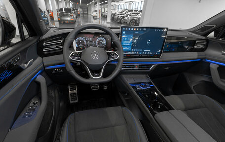 Volkswagen Tiguan, 2025 год, 4 900 000 рублей, 8 фотография