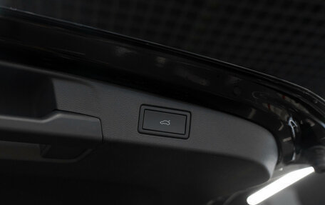 Volkswagen Tiguan, 2025 год, 4 900 000 рублей, 26 фотография