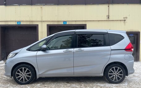 Honda Freed II, 2017 год, 1 700 000 рублей, 14 фотография