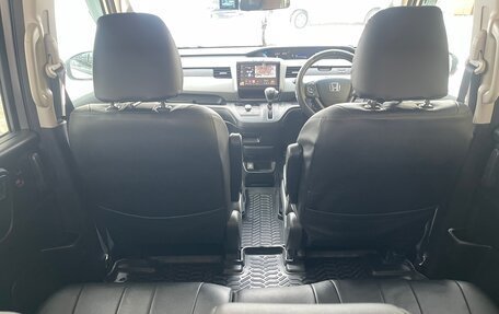 Honda Freed II, 2017 год, 1 700 000 рублей, 31 фотография