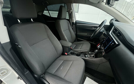 Toyota Corolla, 2018 год, 1 599 000 рублей, 13 фотография