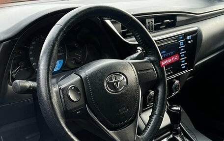 Toyota Corolla, 2018 год, 1 599 000 рублей, 10 фотография