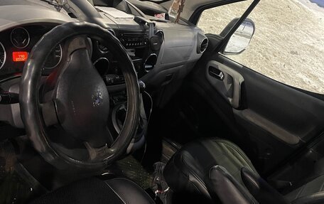 Peugeot Partner II рестайлинг 2, 2012 год, 440 000 рублей, 1 фотография