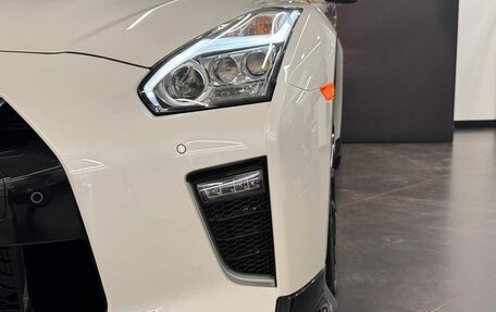 Nissan GT-R, 2022 год, 20 997 000 рублей, 11 фотография