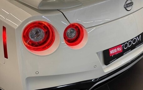 Nissan GT-R, 2022 год, 20 997 000 рублей, 14 фотография