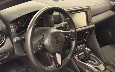 Nissan GT-R, 2022 год, 20 997 000 рублей, 21 фотография