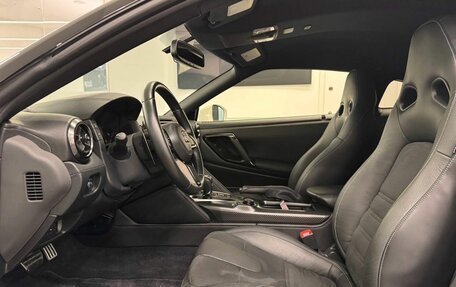 Nissan GT-R, 2022 год, 20 997 000 рублей, 22 фотография