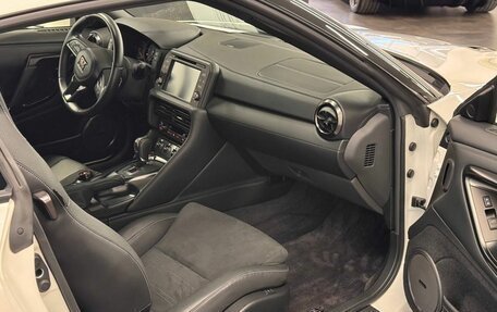 Nissan GT-R, 2022 год, 20 997 000 рублей, 32 фотография