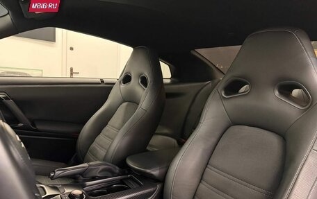 Nissan GT-R, 2022 год, 20 997 000 рублей, 23 фотография