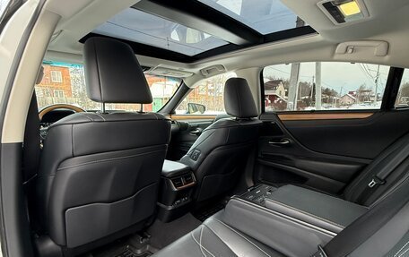 Lexus ES VII, 2020 год, 5 870 000 рублей, 17 фотография