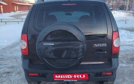 Chevrolet Niva I рестайлинг, 2010 год, 530 000 рублей, 4 фотография