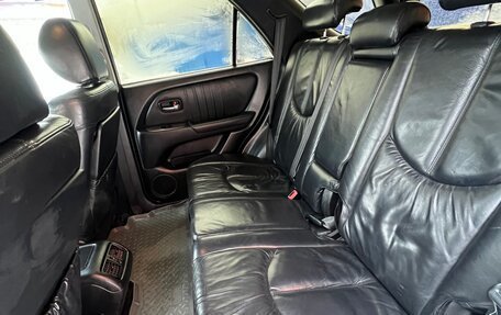 Lexus RX IV рестайлинг, 2001 год, 720 000 рублей, 7 фотография