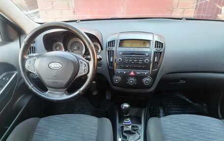 KIA cee'd I рестайлинг, 2008 год, 450 000 рублей, 26 фотография