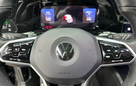 Volkswagen Golf VIII, 2021 год, 1 850 000 рублей, 8 фотография