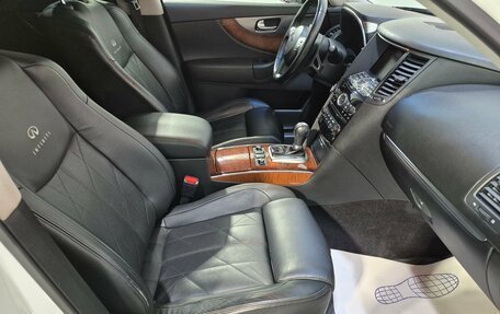 Infiniti FX II, 2010 год, 2 200 000 рублей, 17 фотография