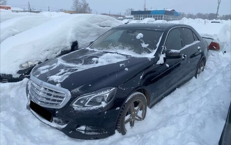 Mercedes-Benz E-Класс, 2014 год, 1 560 000 рублей, 1 фотография